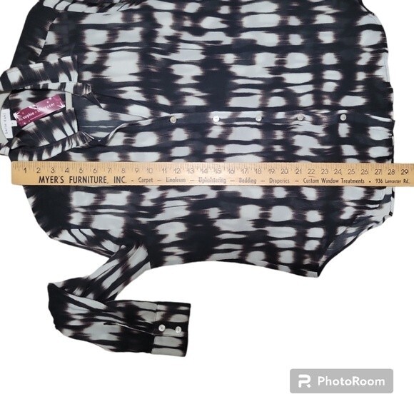 Bella Dahl Flowy Button Down Blurred Ikat Print - L - Picture 8 of 9